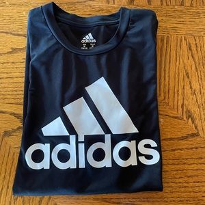 Adidas Tshirt